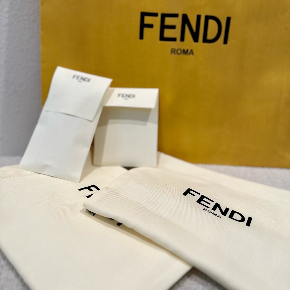 FENDI Sneakers - Picture 10 of 14